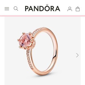 Pandora sparkling crown ring